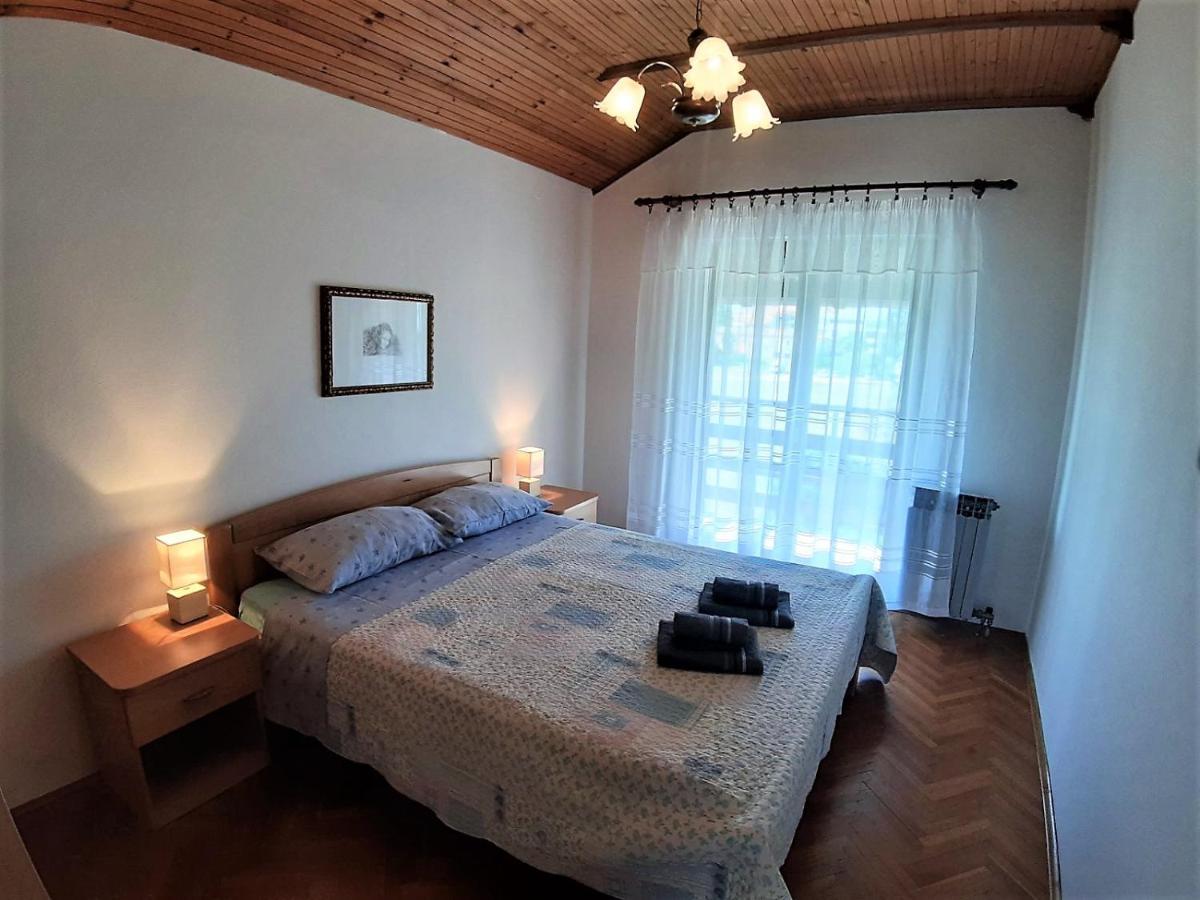 Apt Mirella Apartment Rovinj Exterior photo