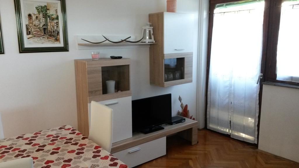 Apt Mirella Apartment Rovinj Room photo